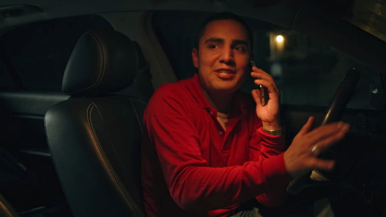 кадр из фильма When the Pizza Delivery Guy Walks in on a Robbery