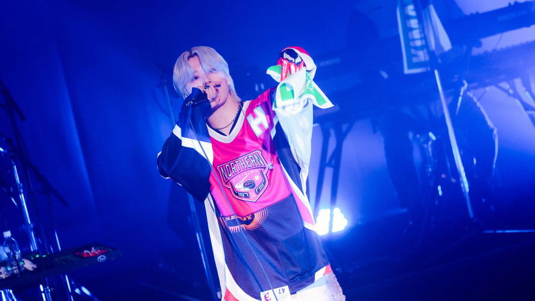 кадр из фильма easy life