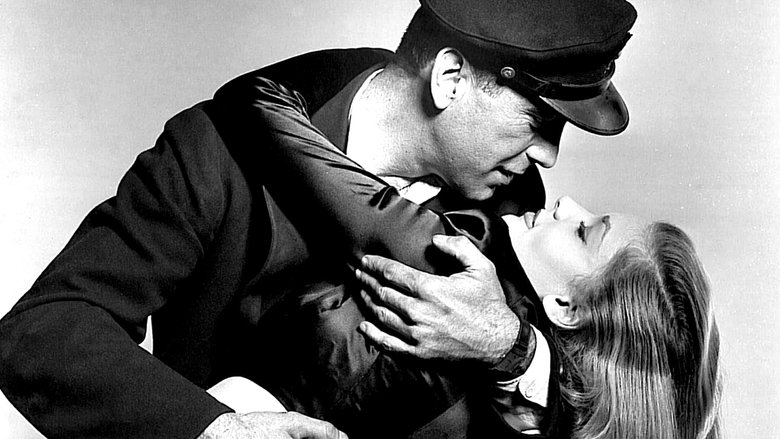 кадр из фильма Иметь и не иметь