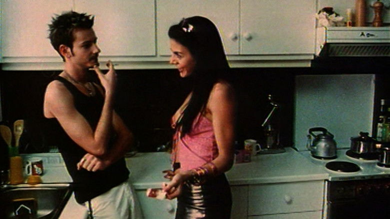 кадр из фильма Ο άνδρας της διπλανής πόρτας...