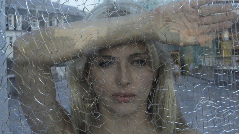 кадр из фильма Потерянное отражение: Исповедь содержанки