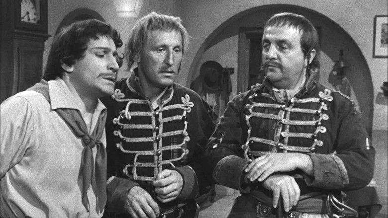 кадр из фильма Гусары