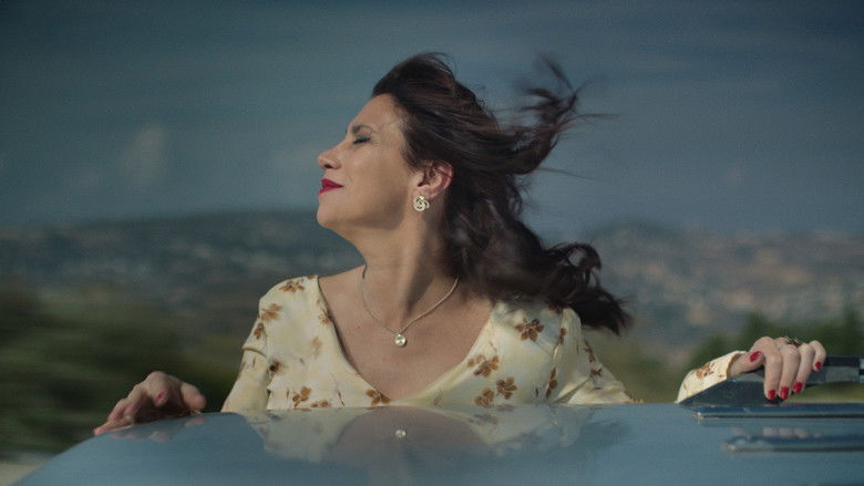 кадр из фильма Riverbed (El estanque de la doncella)