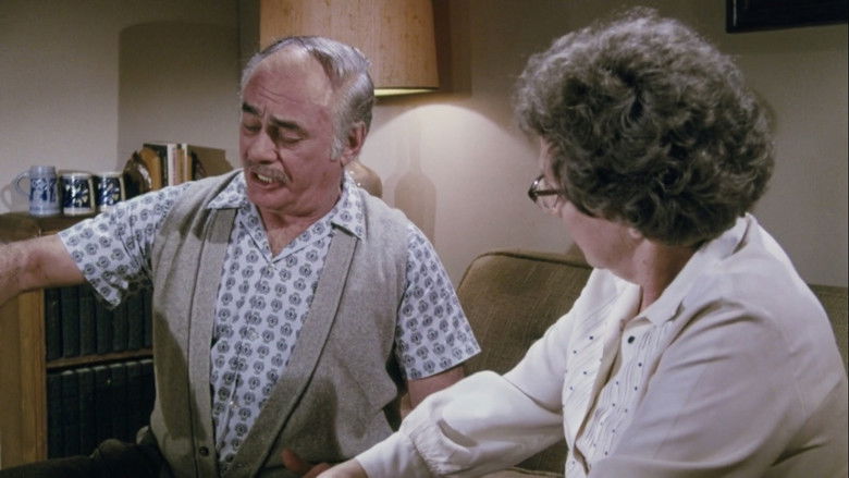 кадр из фильма Aunt Mary