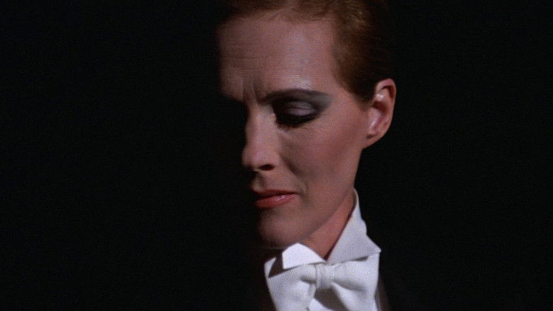 кадр из фильма Виктор/Виктория