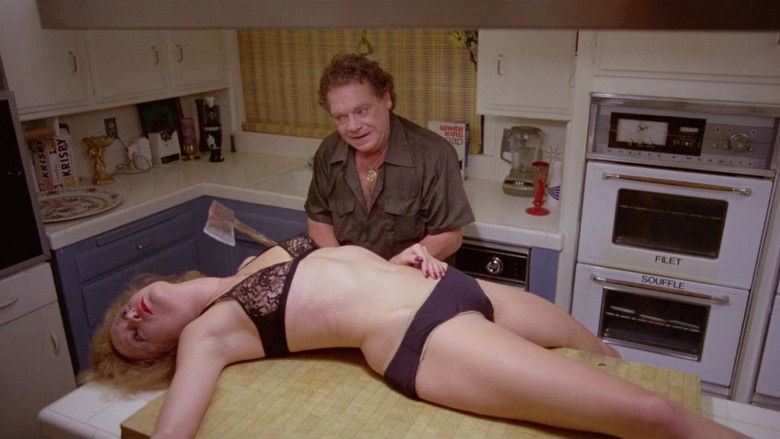 кадр из фильма Микроволновая резня