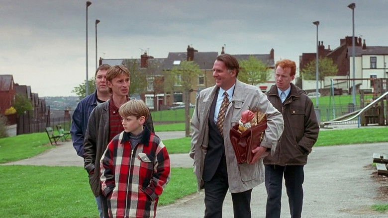 кадр из фильма Мужской стриптиз