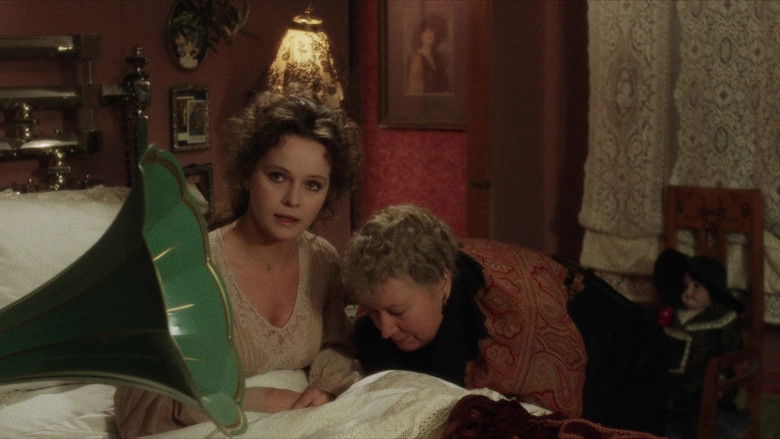 кадр из фильма Жена-любовница