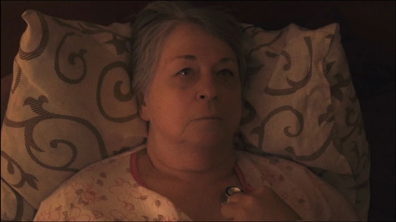 кадр из фильма Матір: Частина Перша