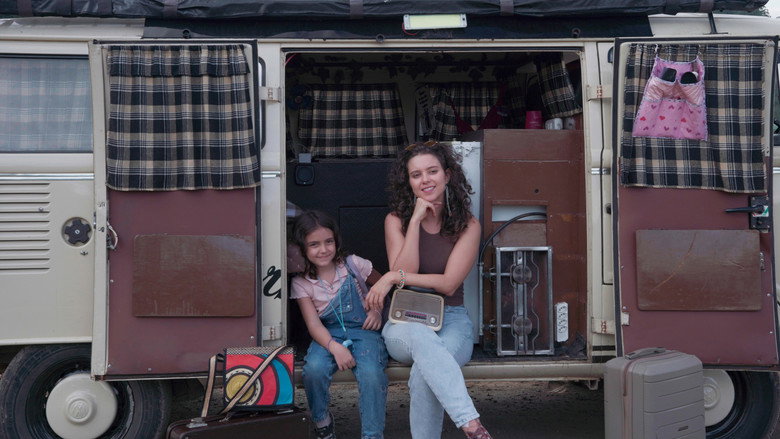 кадр из фильма Eu, a Kombi e a Garotinha que Encontrei no Meio do Caminho