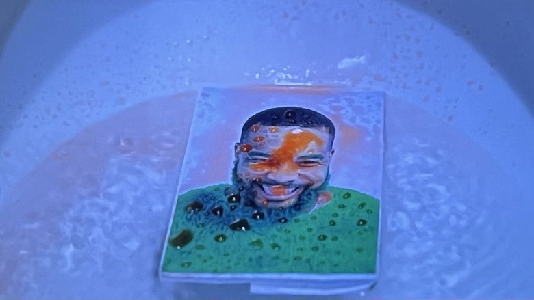 кадр из фильма The Grinch That Stole B*tches