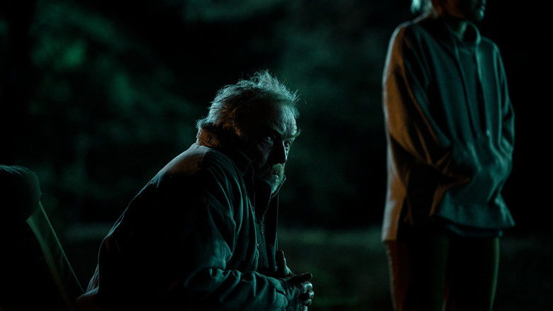 кадр из фильма Молох