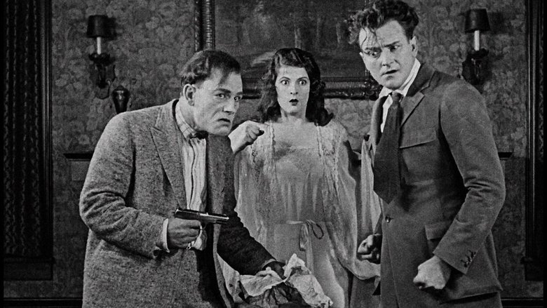 кадр из фильма Outside the Law