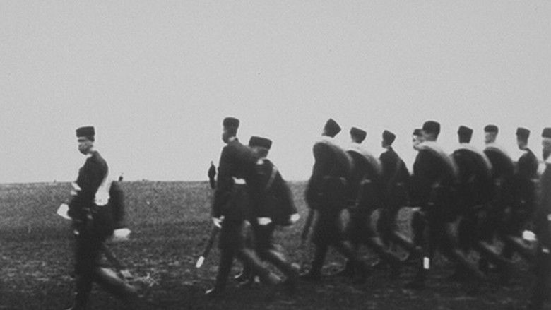 кадр из фильма Revue de Krasnoïe Selo : pages