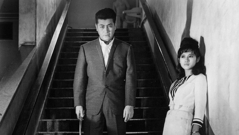 кадр из фильма Бледный цветок