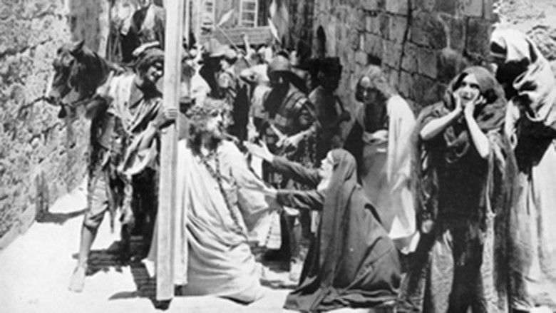 кадр из фильма From the Manger to the Cross