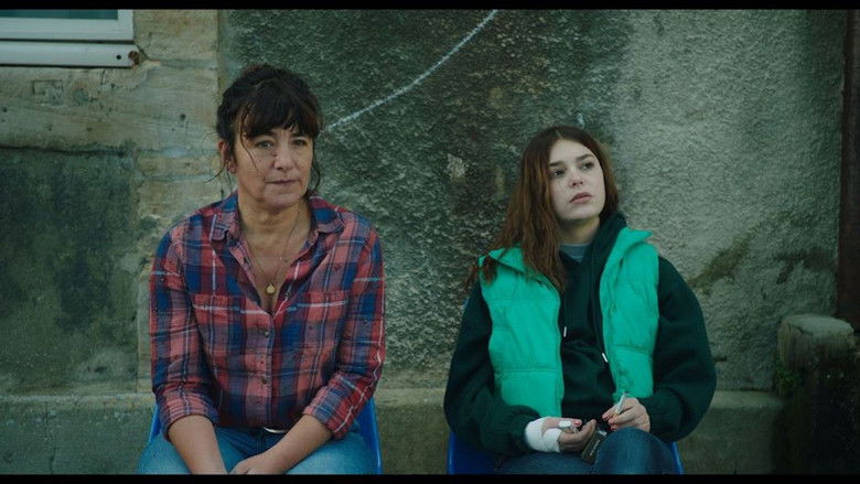 кадр из фильма Petites