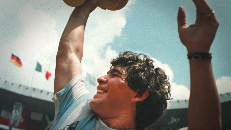 кадр из фильма Maradona: The Greatest Ever