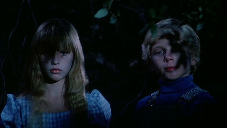 кадр из фильма The Forest