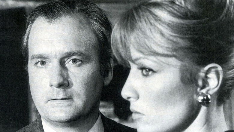 кадр из фильма Неверная жена