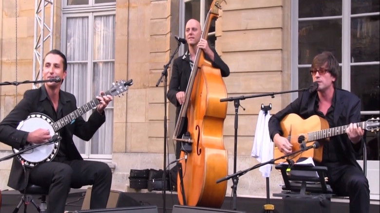 Thomas Dutronc - Live à la fete de la musique à l'hotel matignon