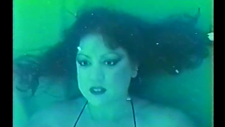 кадр из фильма The Call of the Sea