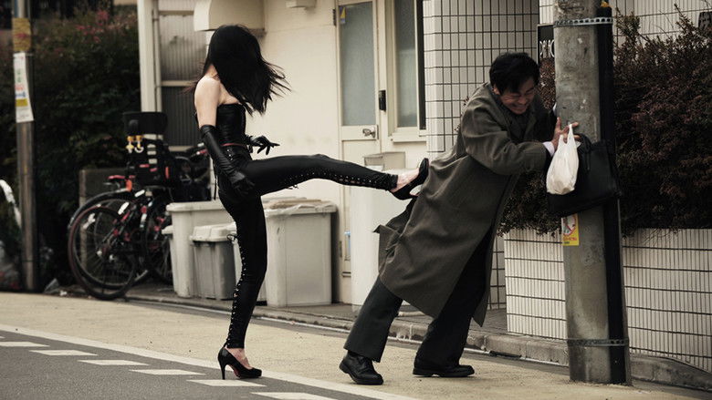 кадр из фильма Невольник R100