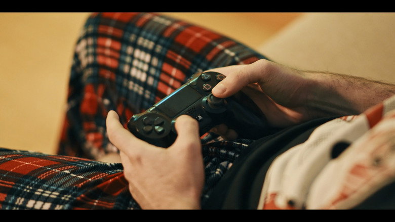 кадр из фильма Gli Effetti del Golem Acido della Distruzione