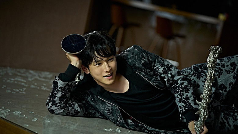 кадр из фильма Богомол