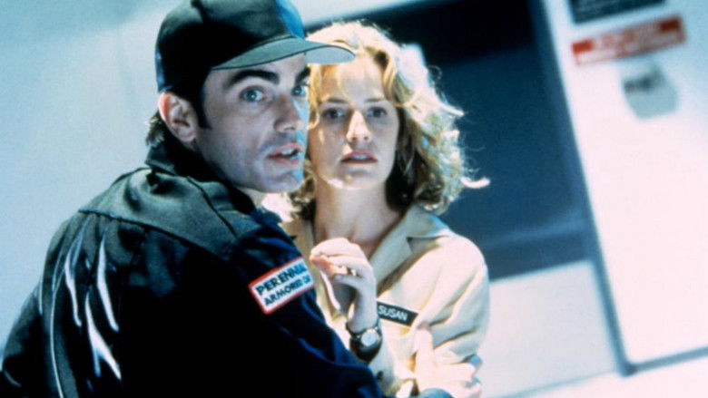 кадр из фильма Там внутри