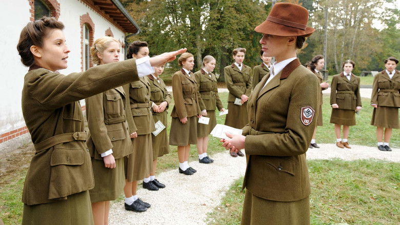 кадр из фильма Женщины Третьего Рейха