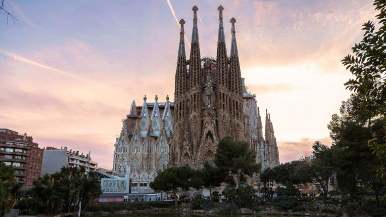 кадр из фильма Sagrada Família, le défi de Gaudí