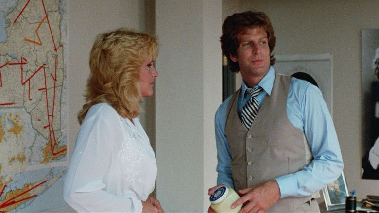 кадр из фильма Связи с общественностью