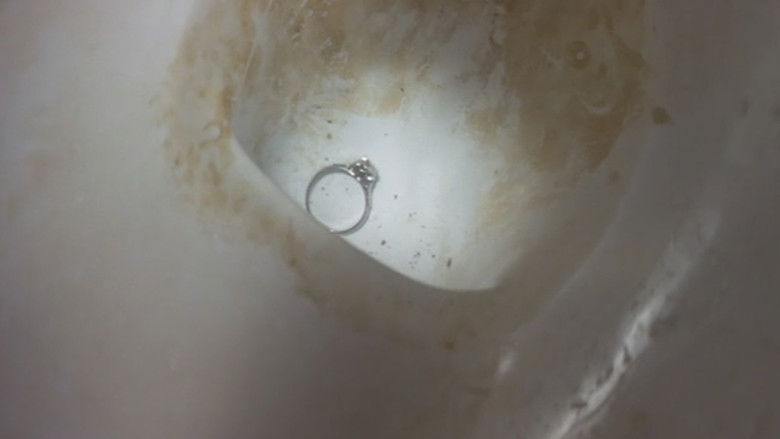 кадр из фильма 昼下りの女　挑発！