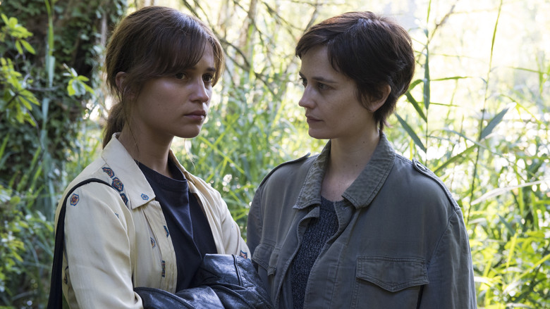 кадр из фильма Эйфория