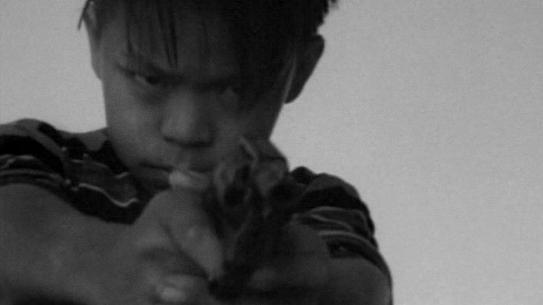 кадр из фильма Эволюция филиппинской семьи