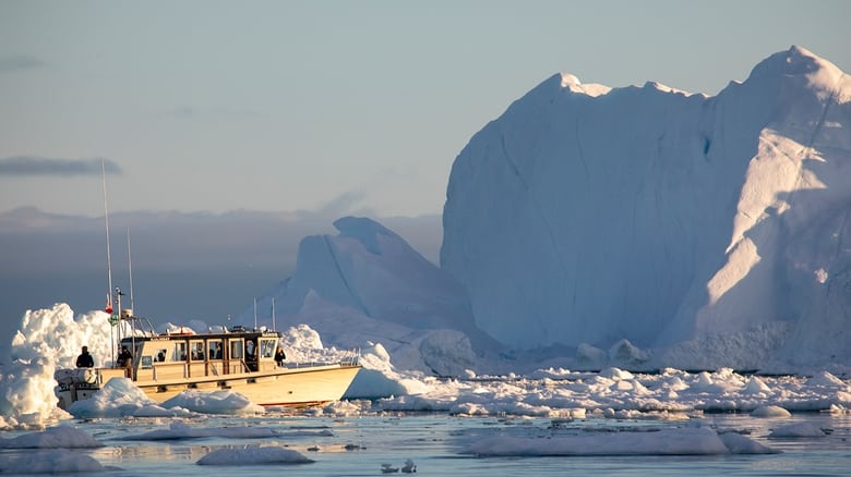 кадр из фильма Odyssée sous les glaces