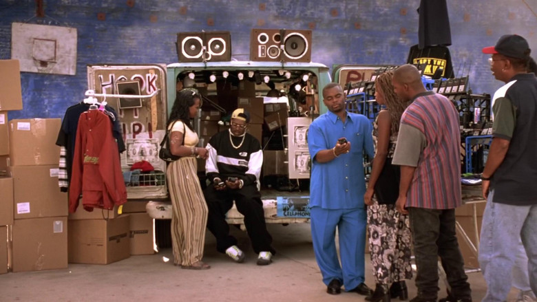 кадр из фильма I Got the Hook-Up