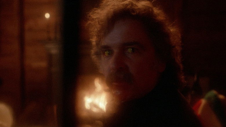 кадр из фильма Резня на «Скале»