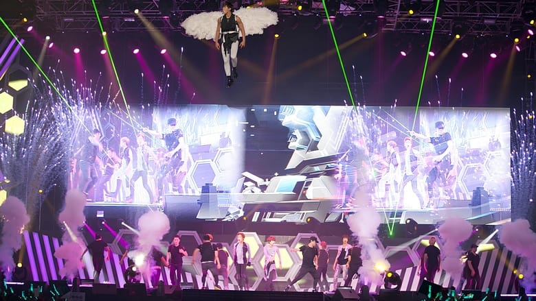 кадр из фильма SHINee CONCERT 