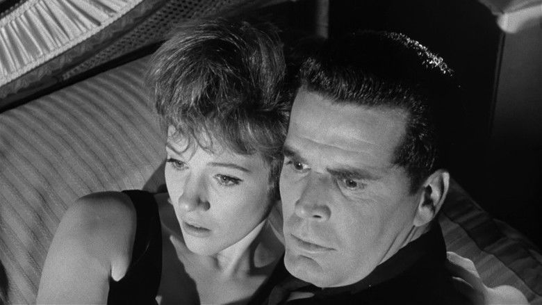 кадр из фильма Американизация Эмели