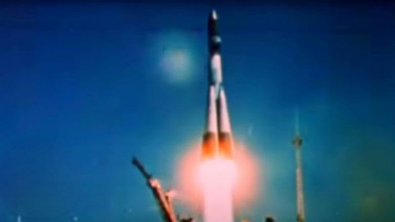 За строкой сообщения ТАСС. Салют 7