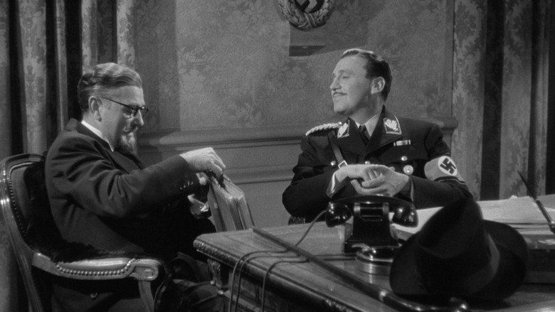 кадр из фильма Быть или не быть