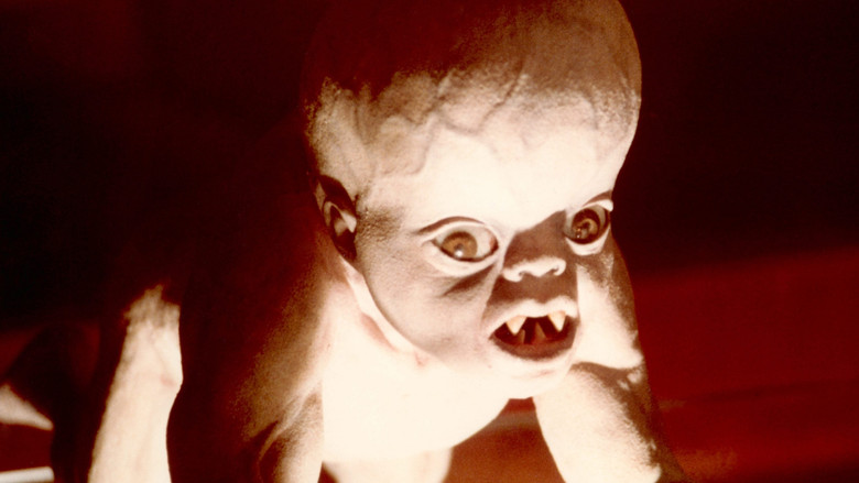 кадр из фильма Оно живо