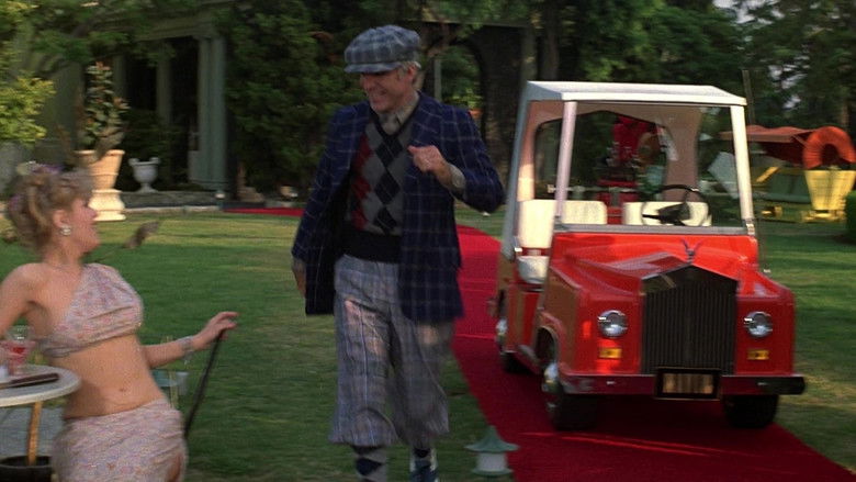 кадр из фильма Придурок