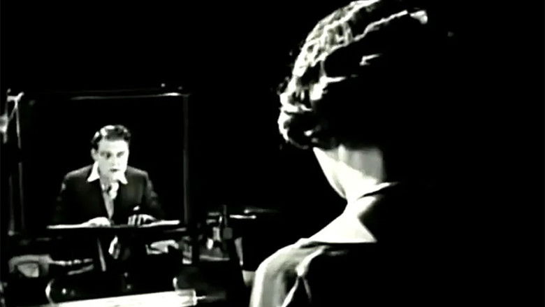 кадр из фильма Up the Ladder