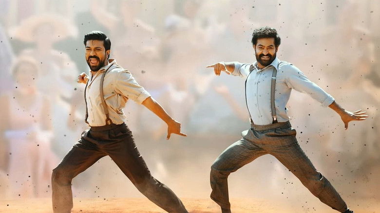 кадр из фильма RRR: Рядом ревёт революция