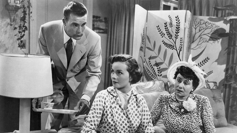 кадр из фильма Модель и сваха