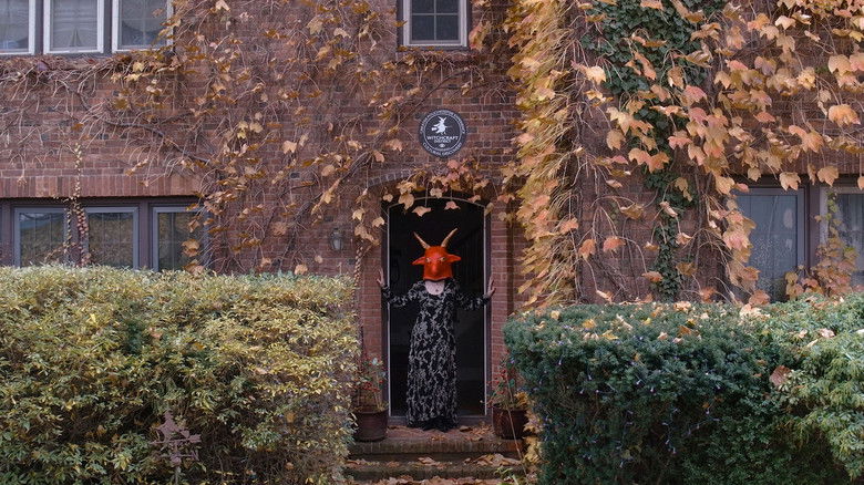 кадр из фильма Realm of Satan