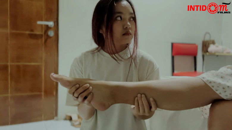 кадр из фильма Skenario Kakak Pertama